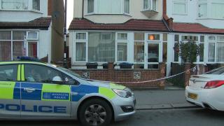 Casa în care a fost înjunghiată tânăra