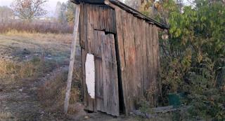 Bărbat mort în Rona de Sus, după ce a coborât în fosa septică din curte