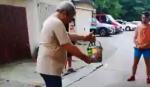 Un bărbat din Bacău a turnat ulei ars pe stradă pentru a-i goni pe copii