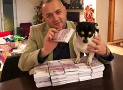 Leo de la Strehaia, săltat de Poliţie şi dus la audieri, în dosarul de înşelăciune în care a fost reţinut şi fiul său