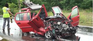 Şoferul basculantei a pierdut controlul volanului.