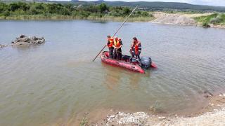 Tânăr mort pe loc în Someșul Mare, după ce s-a aruncat în cap să facă baie