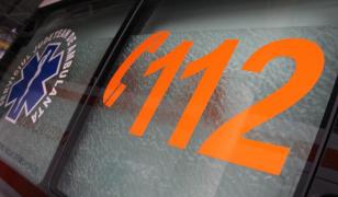 Bărbat mort cu Ambulanţa la poartă din cauza unor câini pechinezi