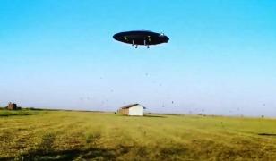 Doi cercetători români au uimit cu un OZN la care au muncit 20 de ani