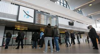 Cei mai mulţi pasageri pleacă spre Italia