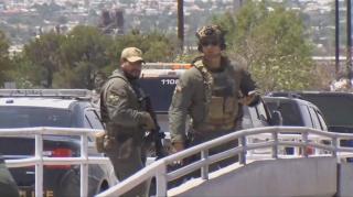 Soldați americani la mallul din El Paso