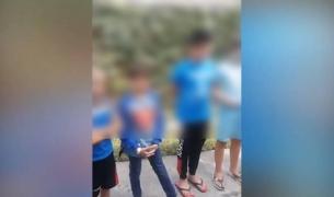 Micuţii au fost pedepsiţi pentru că nu ar fi stat cuminţi şi ar fi făcut gălăgie în timpul slujbei de Liturghie