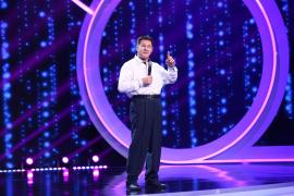 Doru Octavian Dumitru, invitat special în prima ediţie iUmor: "Râsul e cel care ne ţine pe toţi în echilibru!"