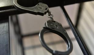 Români care au terorizat Italia, aduşi în ţară cu un avion militar