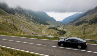 Băiatul a fost prins de polițiști pe Transalpina, în zona Novaci