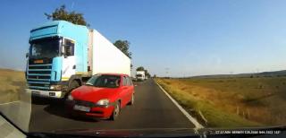 Depăşire criminală în Constanţa, pe drumul între Castelu și Dorobanțu (Video)