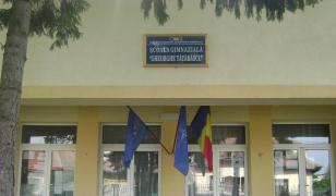 Profesoară lovită de directoare