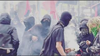 Protestele violente au revenit în Paris