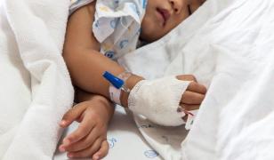 Copii intoxicaţi în tabără