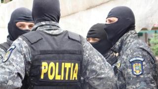 Intervenţie a luptătorilor SAS în Gara Teiuş, după ce conductorul trenului București - Viena a sunat la 112