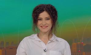 Prezentatoarea Horoscopului, Nadina Zissu, în platoul Observator