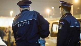 Poliţişti bătuţi