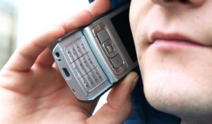 Tânăr din Buzău, apel de ameninţare la 112 pentru fosta iubită