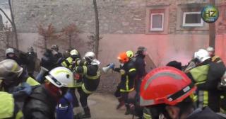 Bătaie generală în jandarmi și pompieri, în plină zi