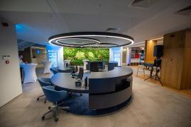 Sucursală BCR, unde accesul va fi permis, din 19 octombrie, doar cu programare