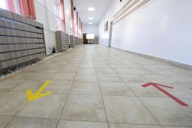 Creșele și școlile trec în scenariul roșu, restaurantele se închid