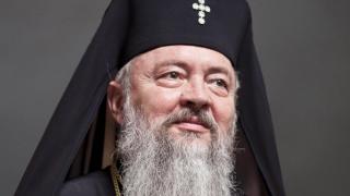 Arhiepiscopul Clujului, Andrei Andreicuț, are Covid-19