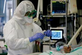 21.994  de persoane au fost confirmate pozitiv și alte 221 au decedat