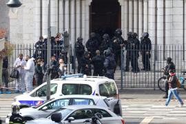 Trei persoane au fost ucise într-un atac terorist, în oraşul francez Nisa