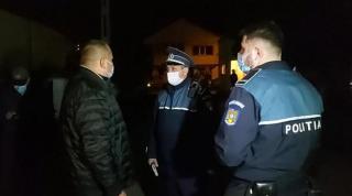 Medici cu Covid fugiți din spital, căutați de polițiști