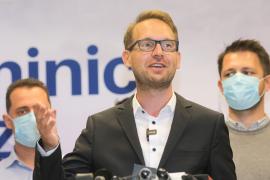 Dominic Fritz, în autoizolare după ce a intrat în contact cu o persoană cu Covid-19