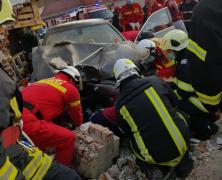 O femeie a fost rănită după impactul a două mașini, la Satu Mare