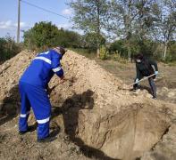 Femeie moartă de Covid-19 și îngropată de fiice, poliția a deschis o anchetă