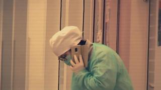 Caz halucinant în Sibiu. DSP a sunat fiul unui pacient mort de Covid să îl întrebe cum se simte tatăl