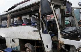 Nouă morţi, la o înmormântare, după ce autobuzul cu rudele decedatului s-a răsturnat, în China