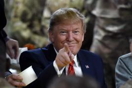 Președintele Donald Trump, în timpul unei vizite-surpriză la trupele din Afganistan