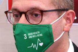 Hans Kluge, OMS Europa: Carantina poate fi evitată dacă 95% dintre oameni ar purta mască de protecție