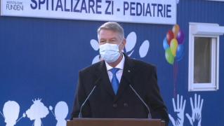 Klaus Iohannis, la Institutul Fundeni: "Mai avem încă mult de luptat, pentru a ţine această pandemie sub control"