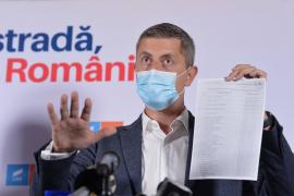 Amendă la salariu pentru deputaţii care absentează nemotivat de la lucrările parlamentare