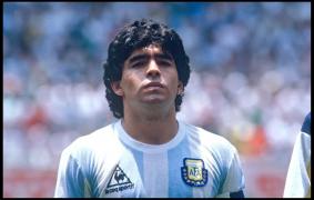 Maradona a murit la 60 de ani