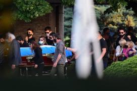 Legendarul Diego Maradona a fost înmormântat joi.