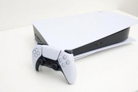Bărbat obligat de soţie să-şi vândă noul PlayStation 5, după ce femeia a aflat că nu e un purificator de aer