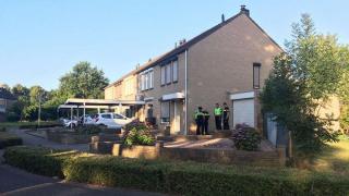 Doi soţi din Olanda, legaţi şi bătuţi de trei români. Poliţiştii chemaţi să-i salveze le-au golit bătrânilor seiful