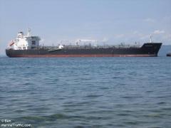 Tanc petrolier, în largul Oceanului Atlantic