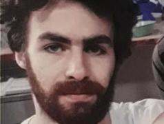 Dependentul de jocuri are 23 de ani