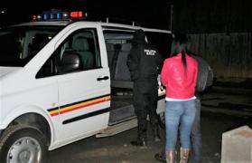 O fată de 13 ani, dată dispărută în Harghita, găsită de poliţişti în casa unui tânăr de 18 ani