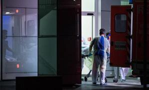 Pacient de coronavirus transportat de ambulanță în Germania