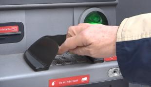 Arădeanul s-a electrocutat la un bancomat din Hunedoara