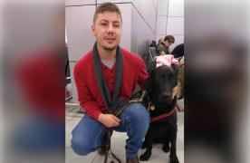 Tânăr nevăzător, umilit în tren de un controlor CFR. Băiatul a sunat la 112