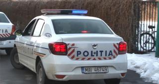 De dorul tatălui, fata şi-a pus capăt zilelor aruncându-se de la etaj