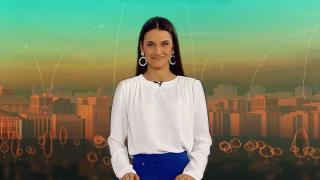 Prezentatoarea Horoscopului, Rosse, în platoul Observator